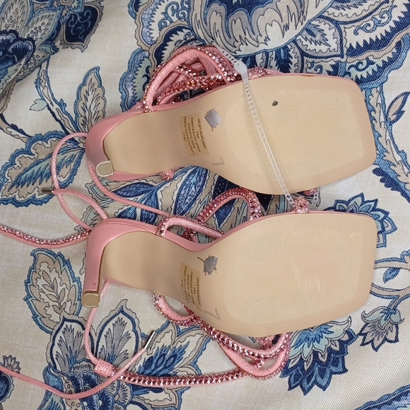Steve Madden uplift pink Rhinestone highlace up high heel New - Picture 12 of 15